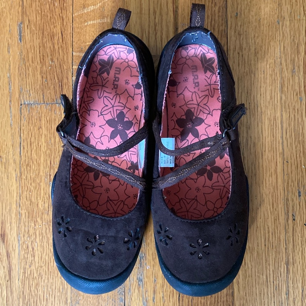 Brown suede like M.A.P. Shoes size 3
